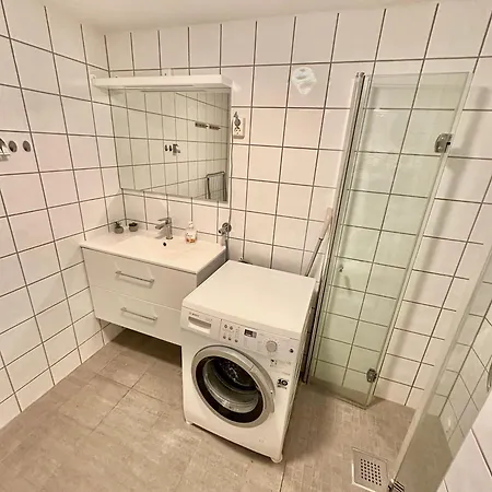 Rentals, Solsiden *